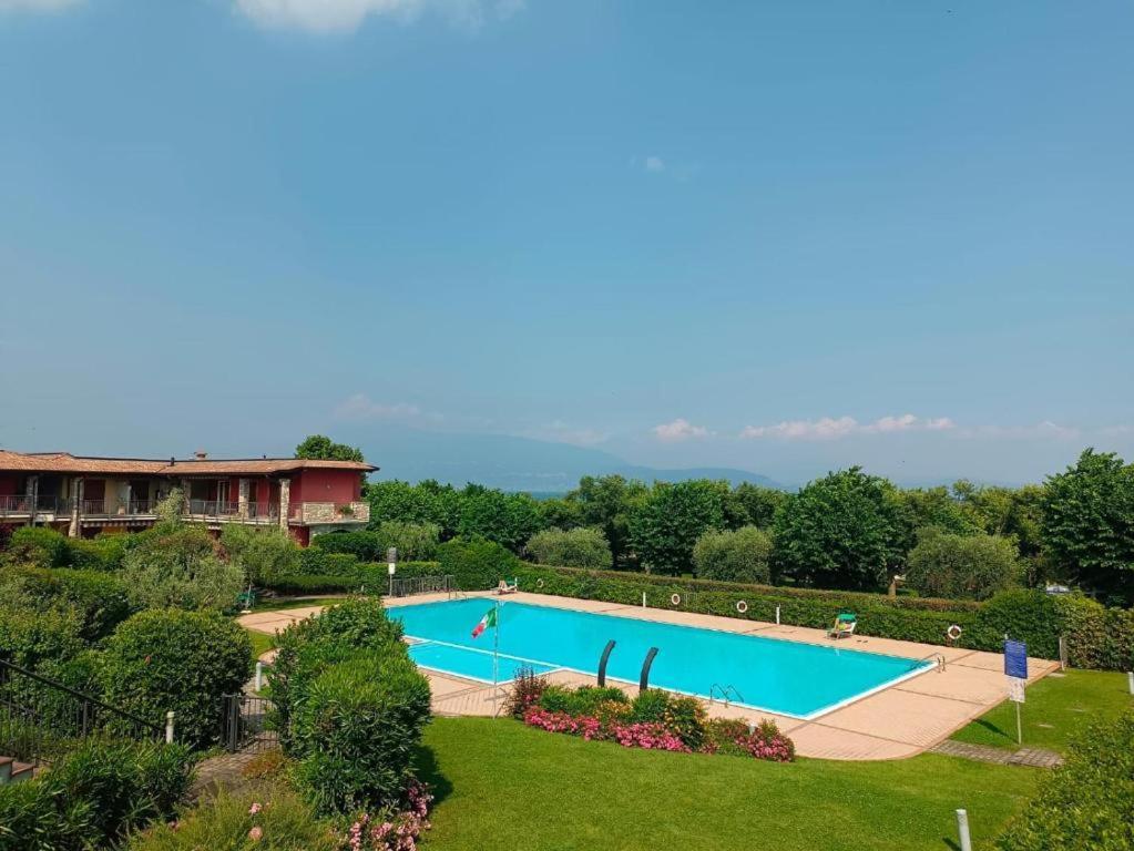 The Romantic Beach - Residence With Pool Manerba del Garda Bagian luar foto