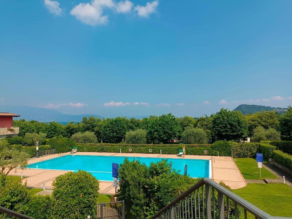 The Romantic Beach - Residence With Pool Manerba del Garda Bagian luar foto