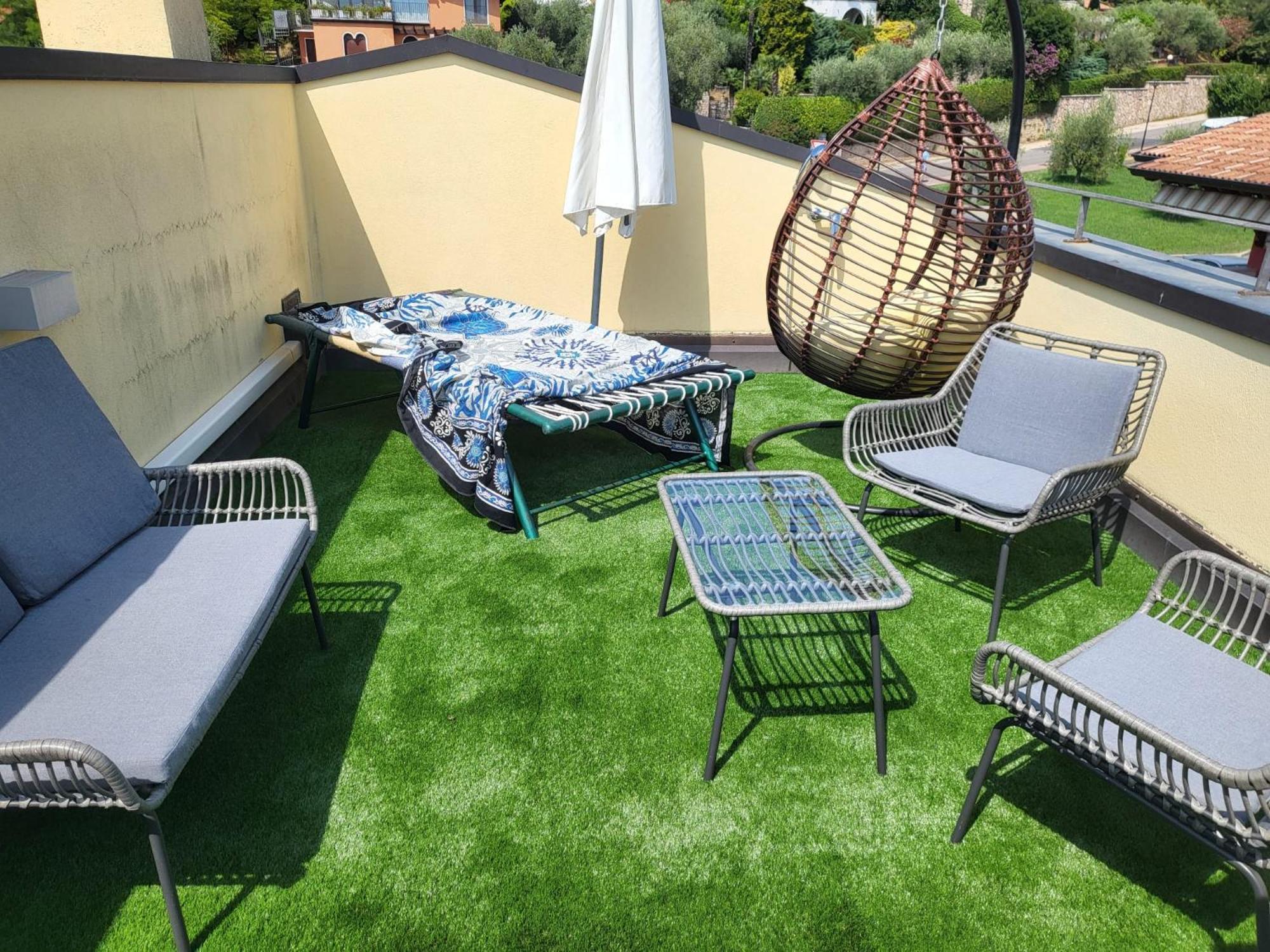 The Romantic Beach - Residence With Pool Manerba del Garda Bagian luar foto